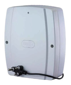 3 Amp 110V/240V AC Input-Output 13.8V DC